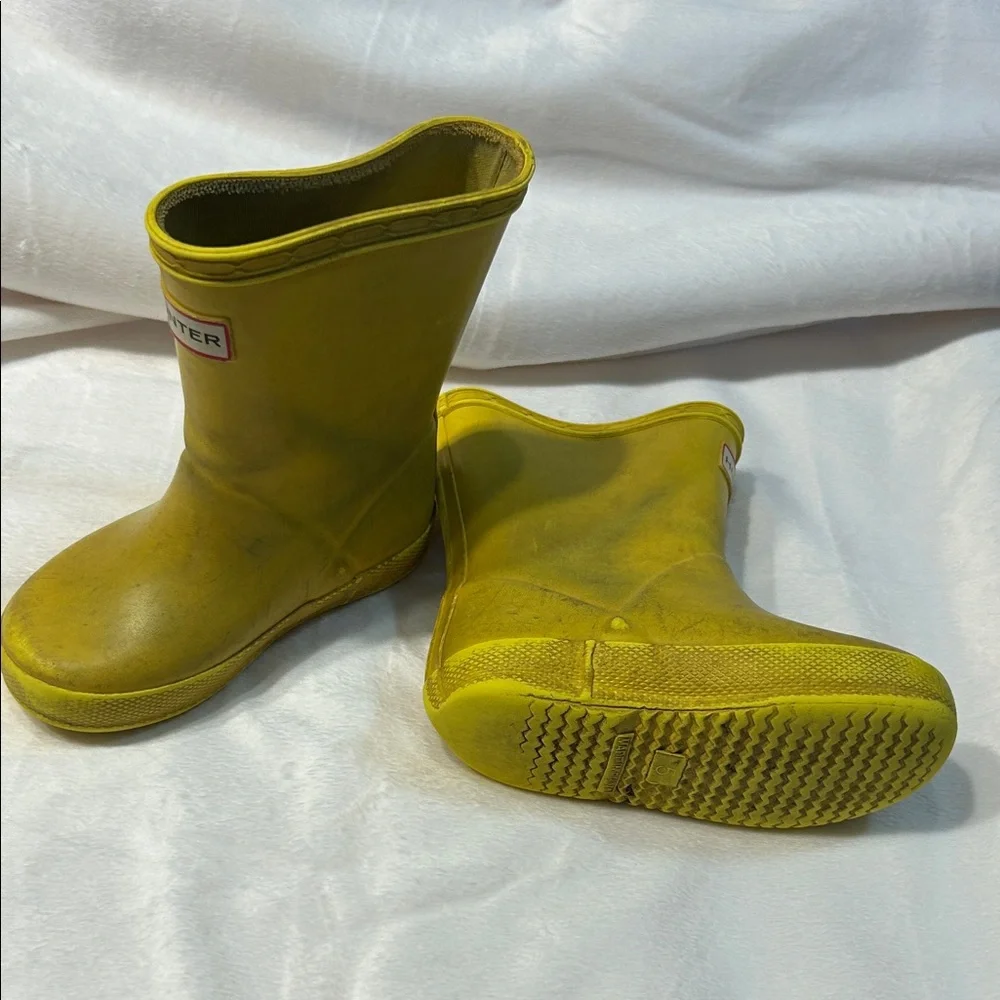 Hunter Kids Bright Yellow Rubber Rain Boots